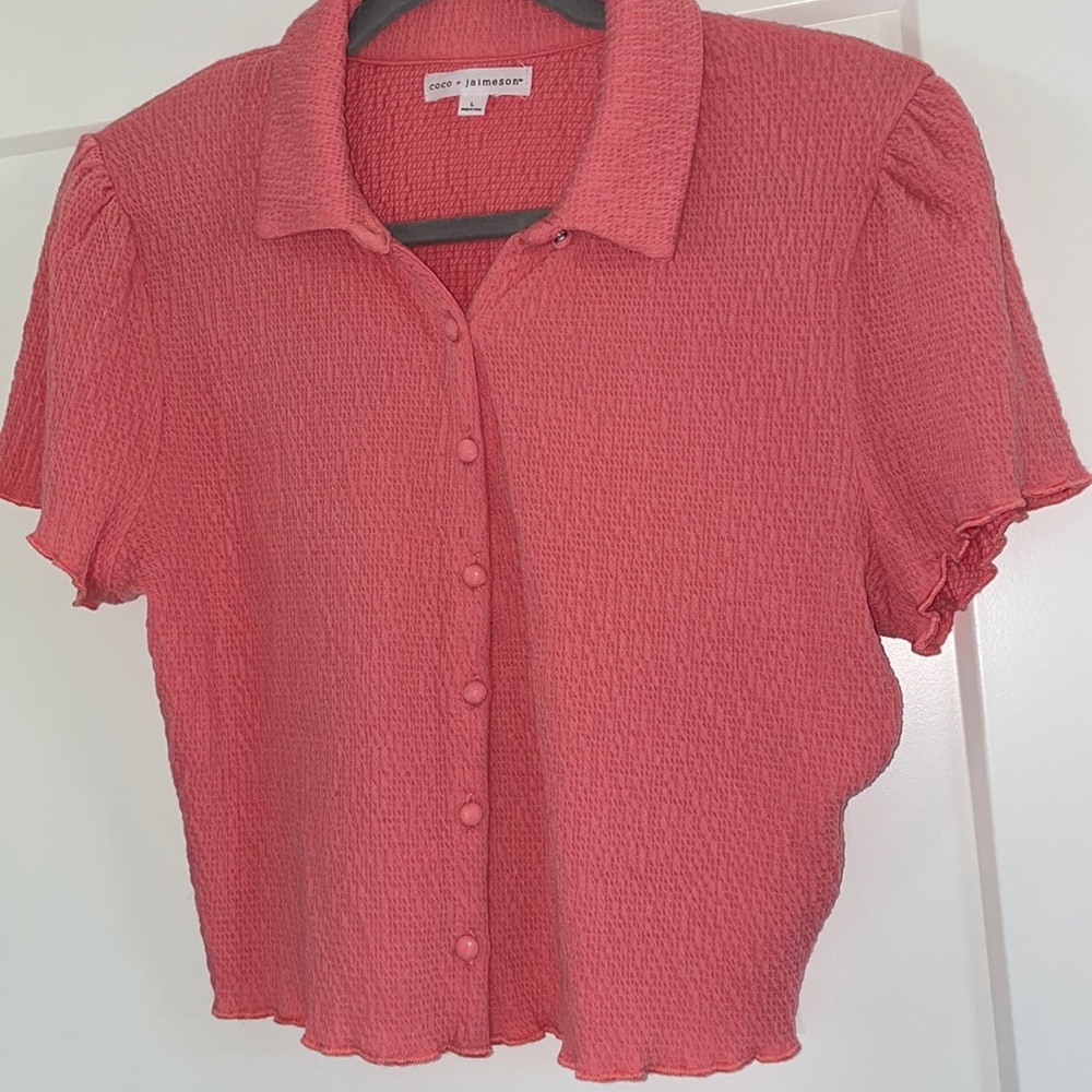 Coco + Jaimeson Crinkle Cropped Top- Size Large